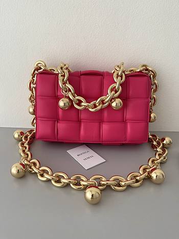 Bottega Veneta Chain Cassette Pink 26x18x6cm