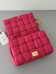 Bottega Veneta Chain Cassette Pink 26x18x6cm - 6