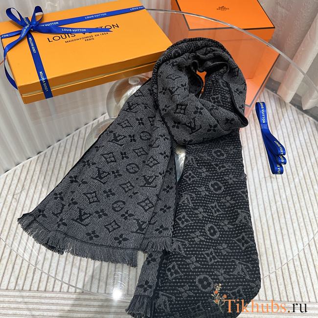 Louis Vuiiton LV Scarf Grey 30x180cm - 1