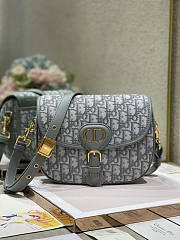 Dior Medium Bobby Gray Oblique Jacquard 22 x 17 x 6 cm - 1