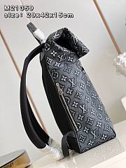 Louis Vuitton LV Roll Top Backpack Charcoal 29 x 42 x 15 cm - 3