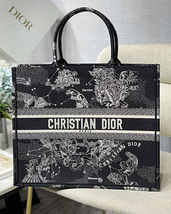 Dior Large Book Tote Black Latte Toile de Jouy Zodiac 42 x 35 x 18.5 cm