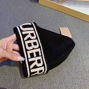 Burberry Beanie  - 3