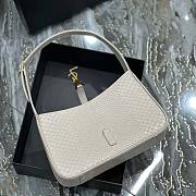 YSL Le 5 A 7 Hobo Bag in Python White 23x16x6.5cm - 2