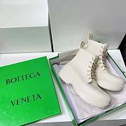 Bottega Veneta Unisex Puddle Lace-Up Ankle Boot White - 6