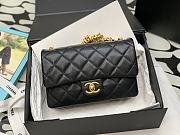 Chanel Flap Bag Lambskin Black Gold 22x13x4.5cm - 1