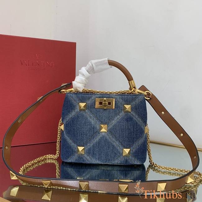 Valentino Garavani Roman Stud Denim Bag 21x17x14cm - 1