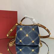 Valentino Garavani Roman Stud Denim Bag 21x17x14cm - 6