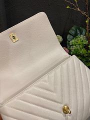 Chanel Coco Handle Chevron White Gold Caviar 29x18x12cm - 4