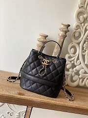 Chanel Bucket Bag Black Caviar Gold 20cm - 1