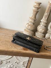 Chanel 22S Trendy Cc Wallet On Chain Black Lambskin 19cm - 4