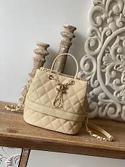 Chanel Bucket Bag Beige Caviar Gold 20cm - 1