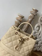 Chanel Bucket Bag Beige Caviar Gold 20cm - 4