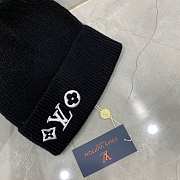 Louis Vuitton LV Headline Beanie Black - 2