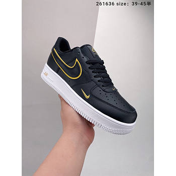 Nike Air Force 1  LV8