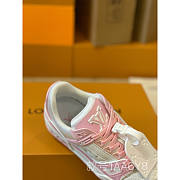 Louis Vuitton LV Trainer Sneaker Low White Pink - 6