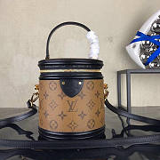 Louis Vuitton LV Monogram Cannes Bag 15 x 17 x 15 cm - 1