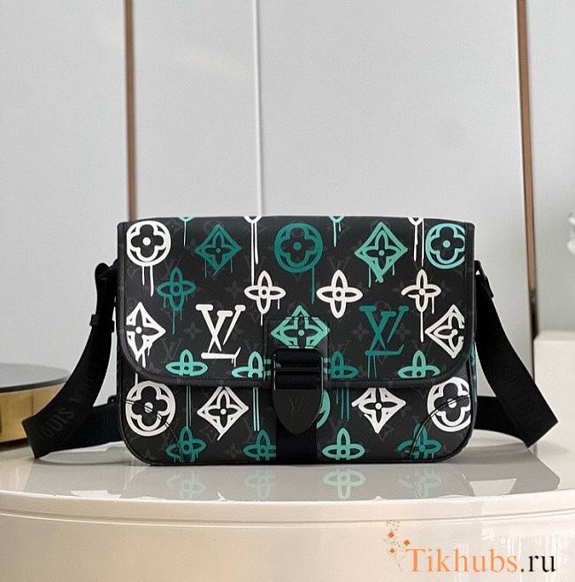 Louis Vuitton LV Archy Messenger MM Graffiti Green 35x24x8cm  - 1