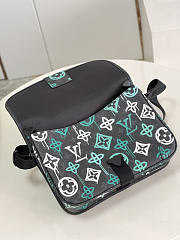 Louis Vuitton LV Archy Messenger MM Graffiti Green 35x24x8cm  - 4