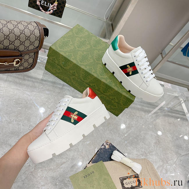 Gucci New Ace Platform Bee Sneakers - 1