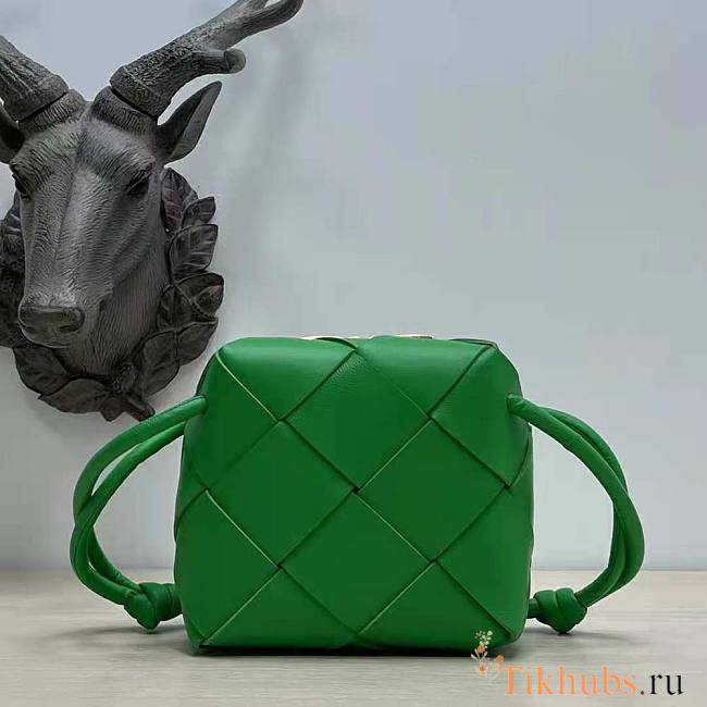 Bottega Veneta Mini Cassette Camera Bag Green 14x14x7cm - 1