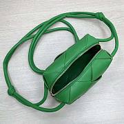 Bottega Veneta Mini Cassette Camera Bag Green 14x14x7cm - 3