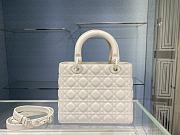 Dior Lady Ultramatte White 24cm - 3