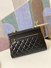 Chanel Flap Bag CC Maxi Black Lambskin 33x11x23cm - 5