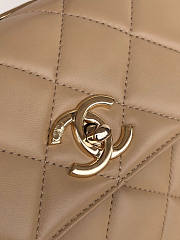 Chanel Trendy Bag Beige Gold 25x15x17cm - 2