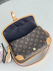 LV Diane Handbag 25x9x15cm - 6