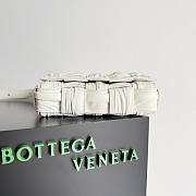 Bottega Veneta Cassette White 23x15x5.5cm - 4