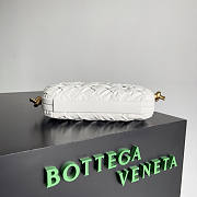 Bottega Veneta Knot Minaudiere On Strap White 20x12x5.5cm - 3