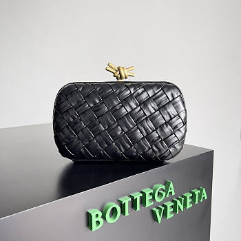 Bottega Veneta Knot Minaudiere Black 20x12x5.5cm