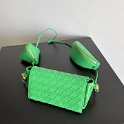 Bottega Veneta Pouch On Strap Green 18x9x8cm - 5