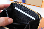 Louis Vuitton LV Zippy Coin Purse Black 11x8.5x2cm - 5