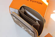 Louis Vuitton LV Zippy Coin Purse Grey 11x8.5x2cm - 5