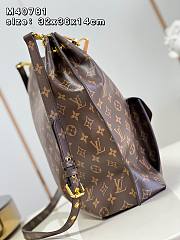 Louis Vuitton LV Metis 2 Way Shoulder Bag 32x36x14cm - 4