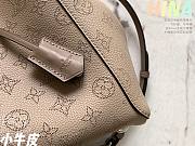 Louis Vuitton LV Hina PM Galet Grey 23 x 21 x 13 cm - 2