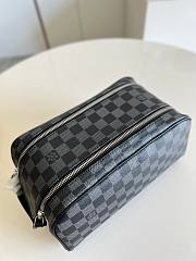 Louis Vuitton LV Damier Toilet Dopp Kit Pouch 28 x 15 x 16.5 cm - 3