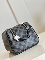 Louis Vuitton LV Damier Toilet Dopp Kit Pouch 28 x 15 x 16.5 cm - 5