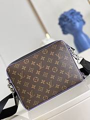 Louis Vuitton LV Trio Messenger Bag Monogram Purple 25 x 18.5 x 7 cm - 3