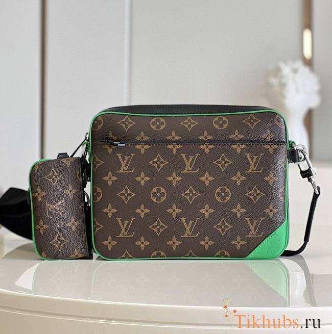 Louis Vuitton LV Trio Messenger Bag Monogram Green 25 x 18.5 x 7 cm - 1