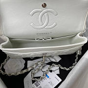 Chanel Flap Bag White Caviar Silver 23cm - 5