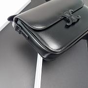 Celine Triomphe Bag In Shiny Calfskin All Black 22x16.5x7cm - 4