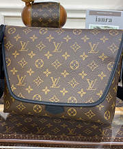 Louis Vuitton LV Magnetic Messenger Brown 31.5 x 22 x 8 cm - 6