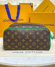 Louis Vuitton LV Dopp Kit Toilet Pouch Green 28x15x16cm - 5