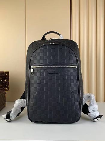 Louis Vuitton LV Michael Backpack NV2 29x42x13cm