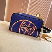 Louis Vuitton LV Dop Kitt Monogram Blue 15x24x15cm - 4