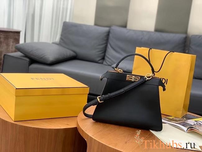 Fendi Peekaboo ISEEU Medium handbag Black 33.5×25.5x13cm - 1