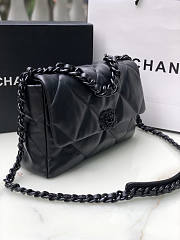 Chanel 21 Autumn So Black Size 30 cm - 5